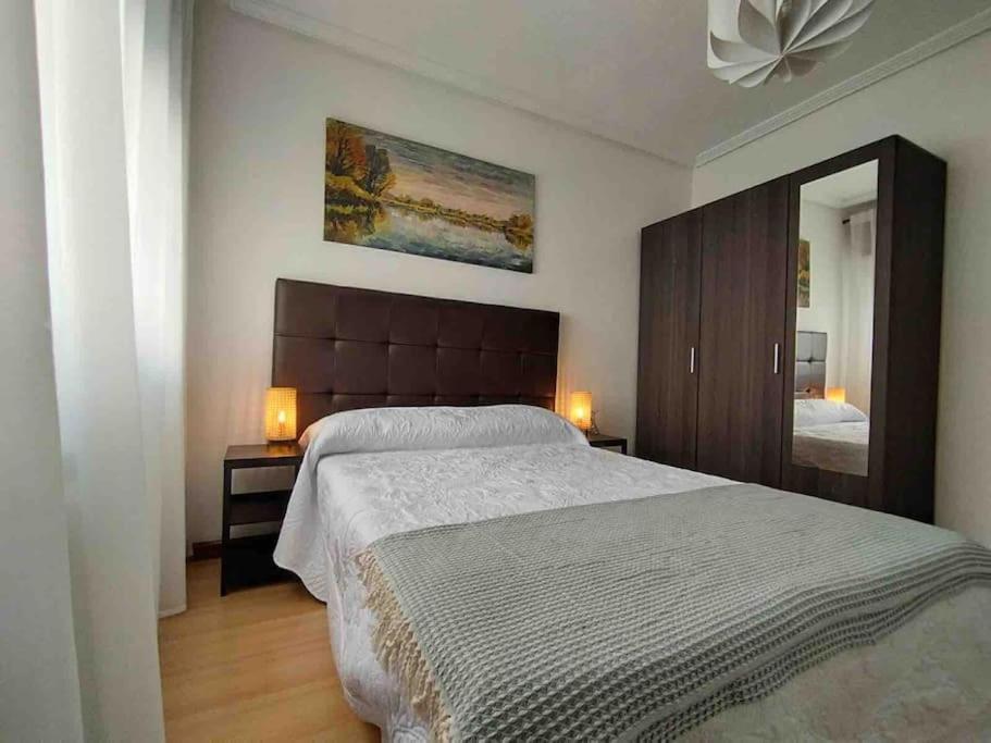 Moma Meanas Centro Apartment *