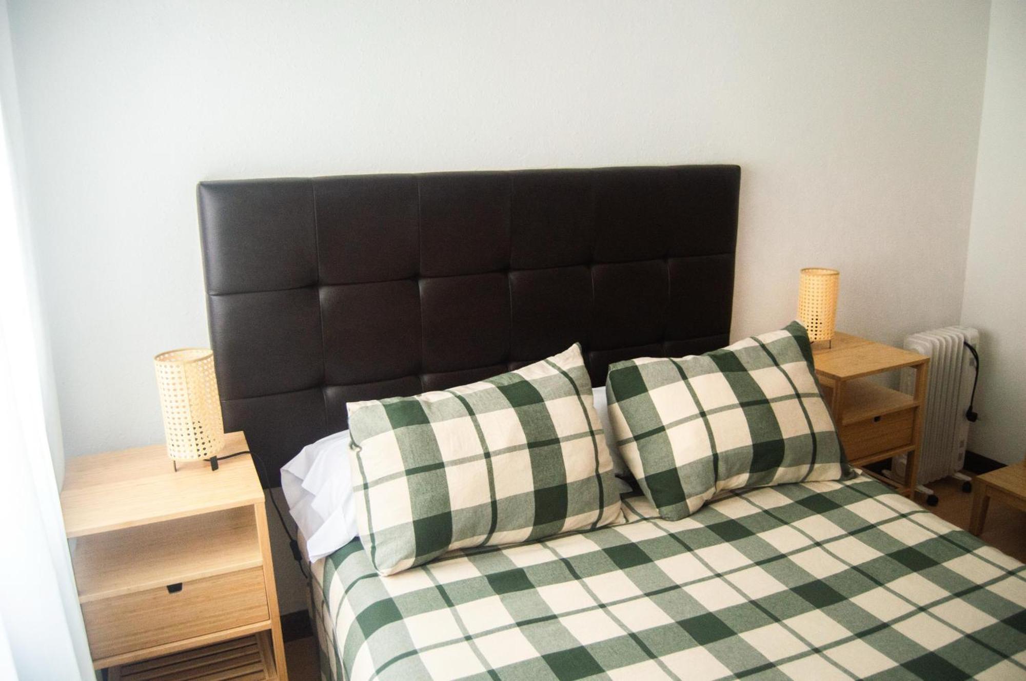 Moma Meanas Centro Apartment Aviles